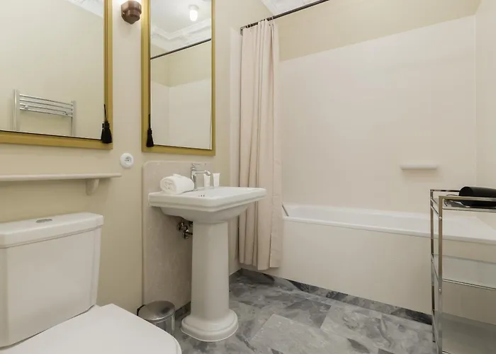 The Marien 1899 Timeless Elegance In The Heart Of Wrzeszcz By Renters Appartamento