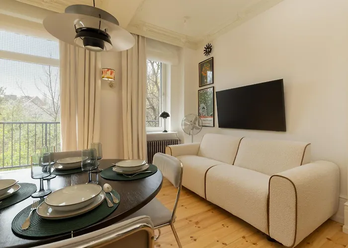 The Marien 1899 Timeless Elegance In The Heart Of Wrzeszcz By Renters Lägenhet